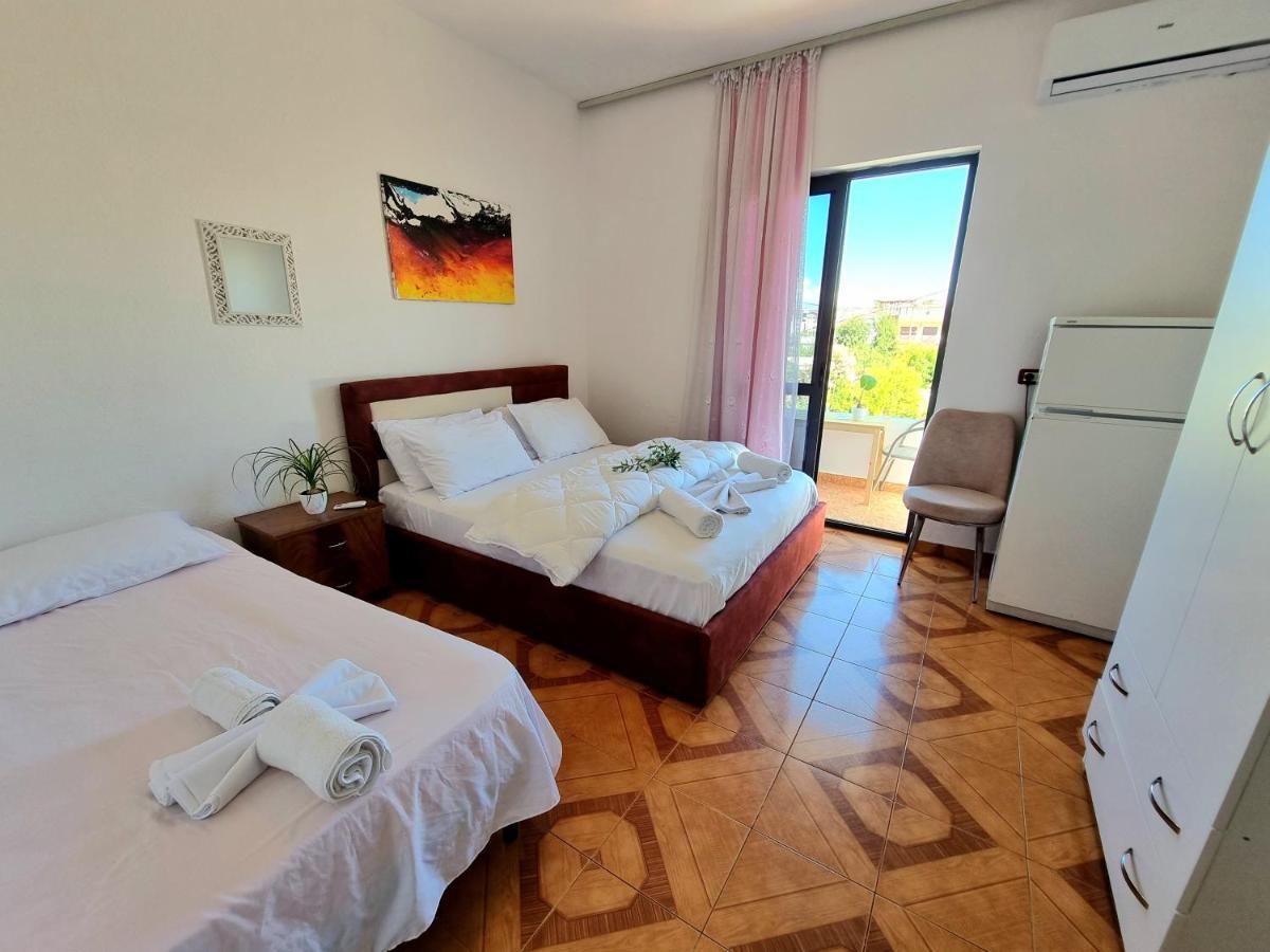 Guest House Vila Elezi Durrës Zewnętrze zdjęcie